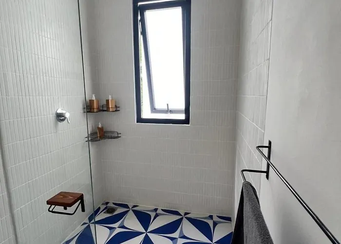 Vakantiehuis Dreamy 1 Bedroom With Private Pool Close To